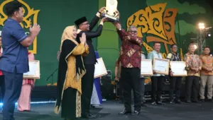 Aceh Selatan Raih Juara Umum PKA 8