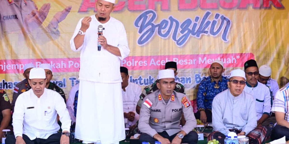 Polres Aceh Besar Gelar Zikir dan Doa Bersama korban bencana banjir dan tanah longsor Aceh