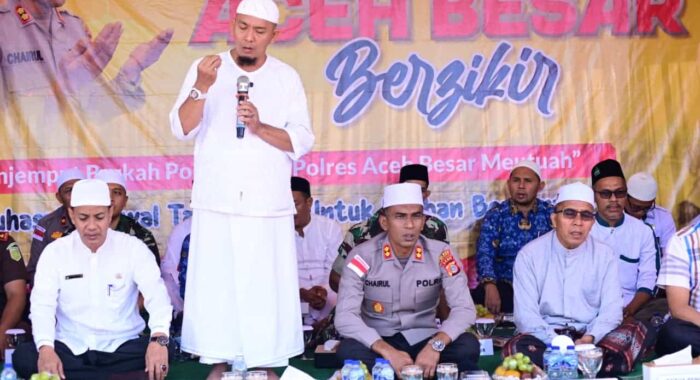 Polres Aceh Besar Gelar Zikir dan Doa Bersama korban bencana banjir dan tanah longsor Aceh