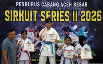 Penyerahan Sertifikat