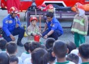 Edukasi Sejak Dini, Murid TK Kartika Banda Aceh Belajar Jadi Petugas Damkar