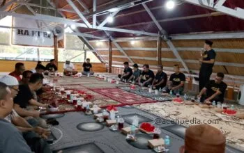 Tgk. T. Raja Ubit: Menemukan Cahaya di Tengah Kebisingan Dunia Melalui Kekuatan Diam dan Tafakkur