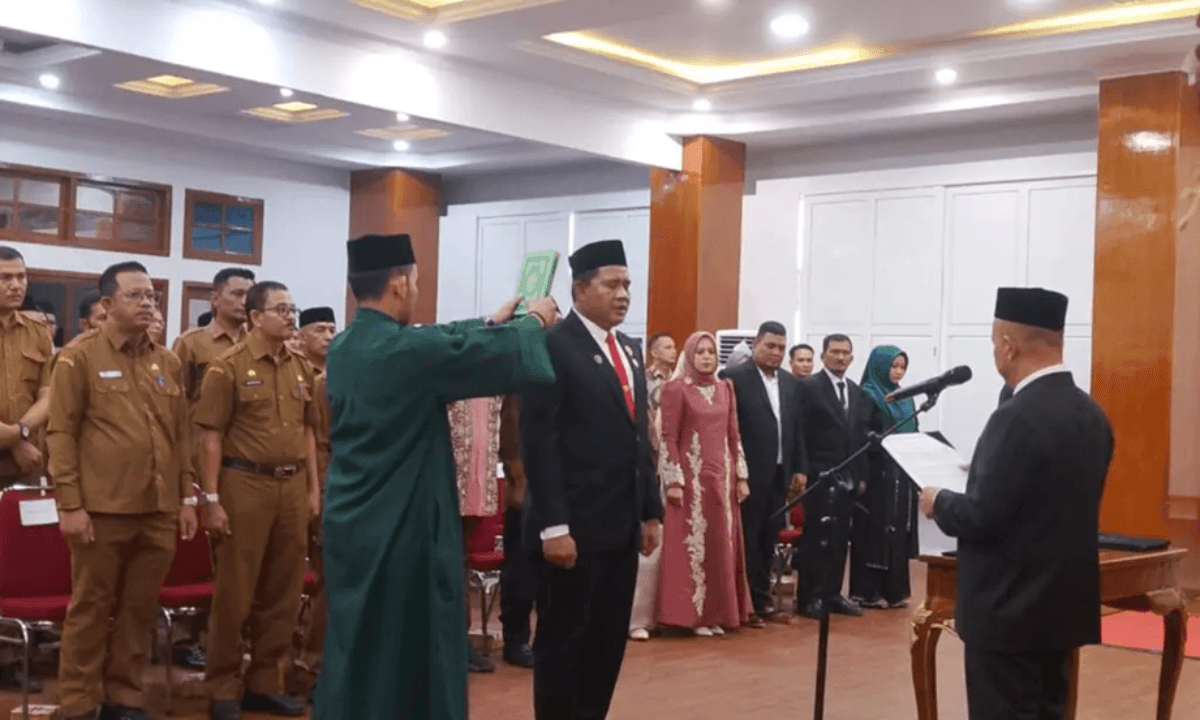 Bupati Aceh Jaya Lantik H. Masri sebagai Sekda Definitif, Tekankan Integritas dan Profesionalitas
