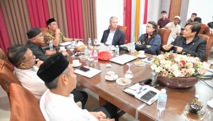 Investor Global Lirik Aceh Besar, Bupati Muharram Idris Dorong Hilirisasi Peternakan dan Serapan Tenaga Kerja