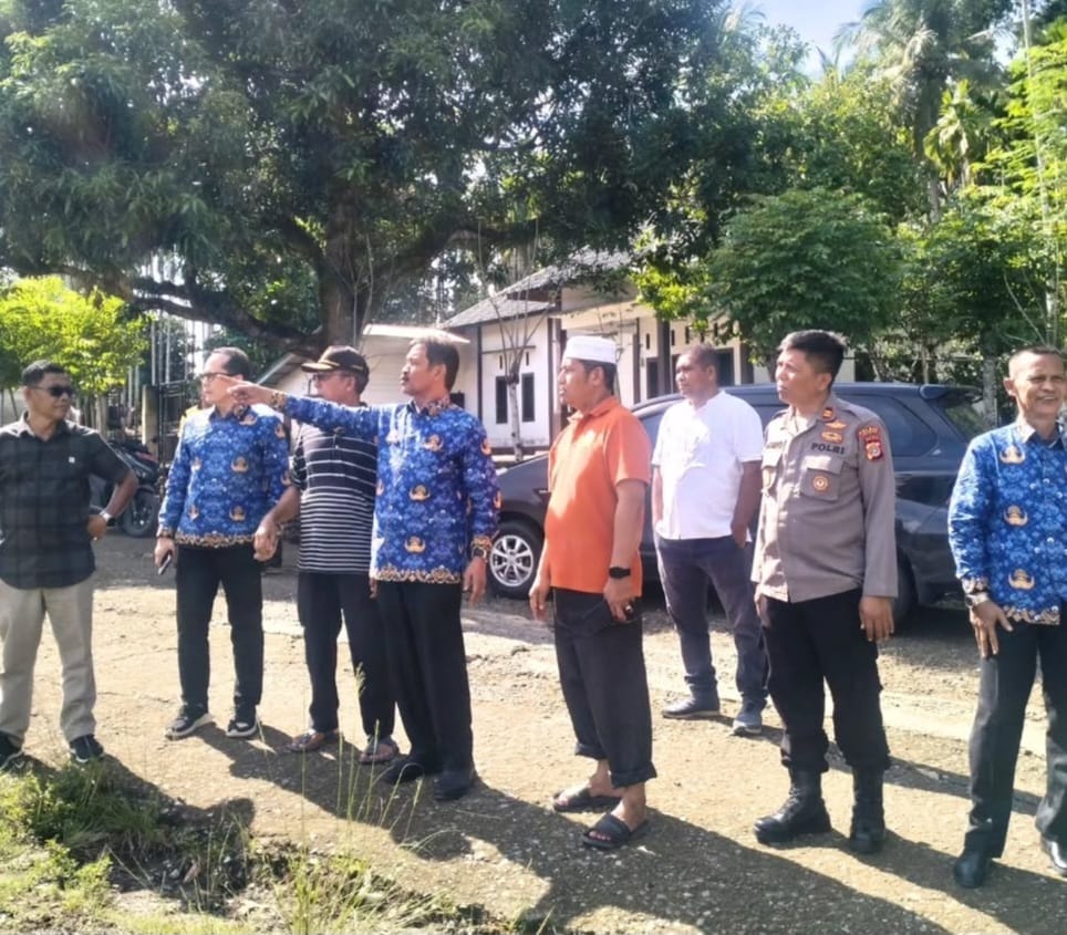 Wabup Aceh Besar Tinjau Lokasi Pembangunan Kantor Camat Lembah Seulawah
