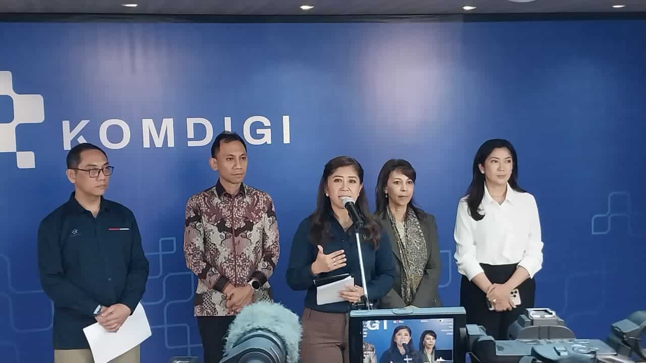 Menkomdigi Tegaskan akan Kawal Terus Proses Deaktivasi Akun Anak di Bawah 16 Tahun