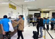 37 WNI Dipulangkan dari Malaysia, Kepala Imigrasi Banda Aceh Turun Langsung di Bandara SIM
