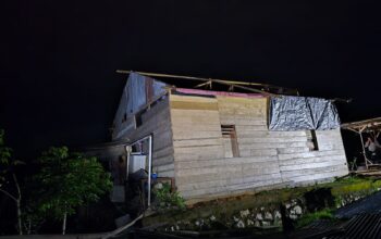 Angin Kencang Terjang Rumah Warga di Ingin Jaya Aceh Besar, Atap Rumah Terhempas 30 Meter