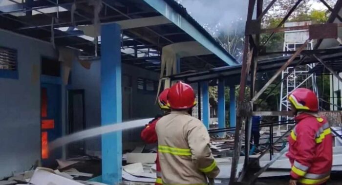 Gedung Fakultas Pertanian USK Terbakar Usai Keributan Mahasiswa, Polisi Selidiki Pelaku