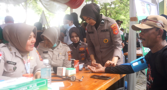 Humanis di Tengah May Day, Posko Peduli Polresta Banda Aceh Hadirkan Layanan Kesehatan Gratis untuk Warga