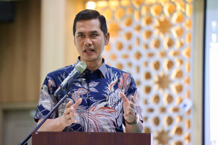 Pemerintah Aceh percepat rehabilitasi lahan sawah pascabencana dengan anggaran Rp380 miliar untuk optimasi lahan, irigasi, dan infrastruktur pertanian.