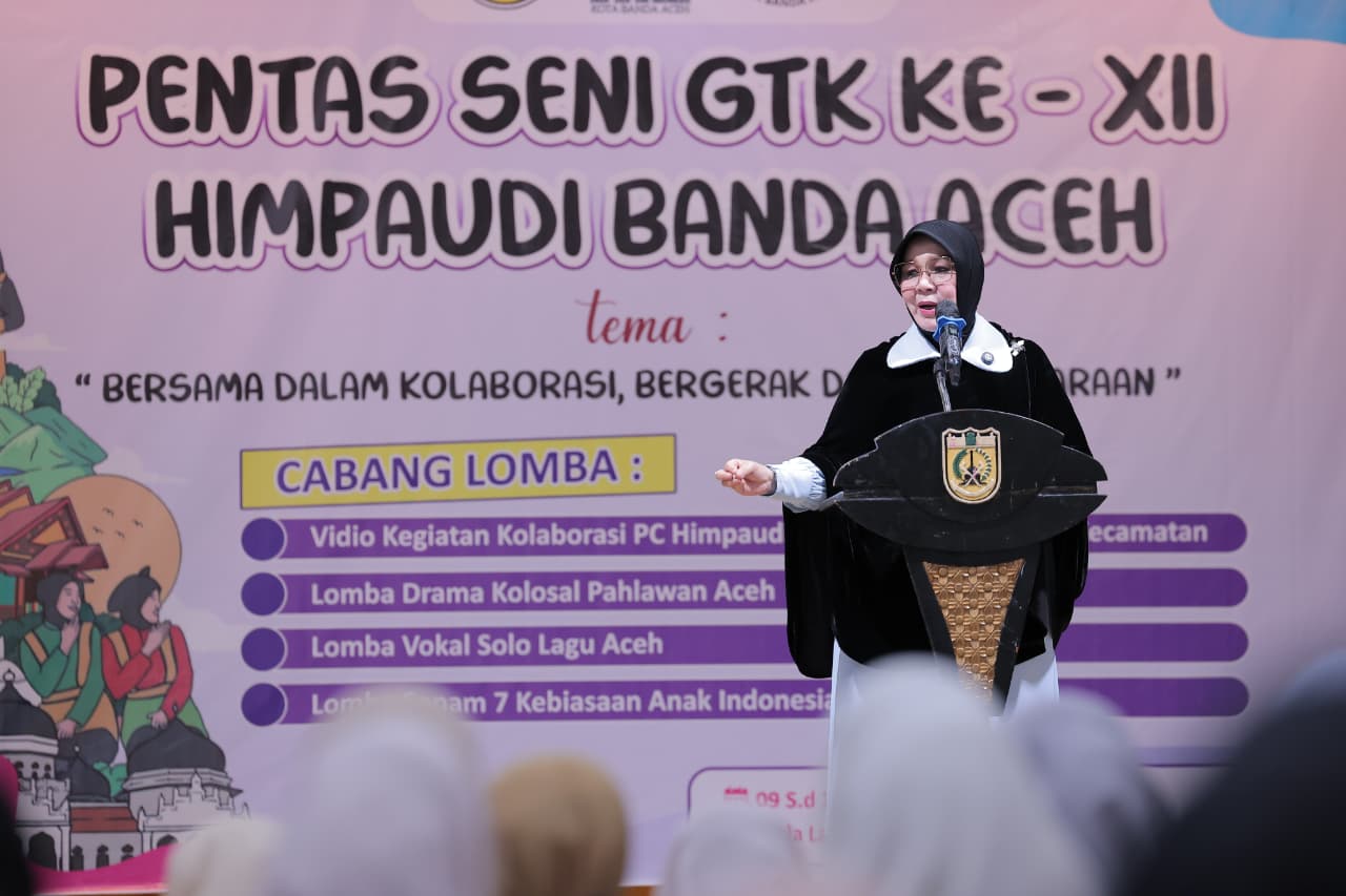 Wali Kota Banda Aceh Illiza Sa’aduddin Djamal menutup Pentas Seni GTK PAUD ke-XII dan menegaskan tidak ada ruang bagi kekerasan terhadap anak di Banda Aceh.