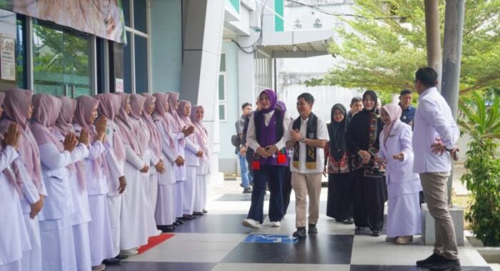 Wamenkes RI Tinjau Layanan Kesehatan di Banda Aceh, Posyandu hingga Puskesmas Jadi Sorotan