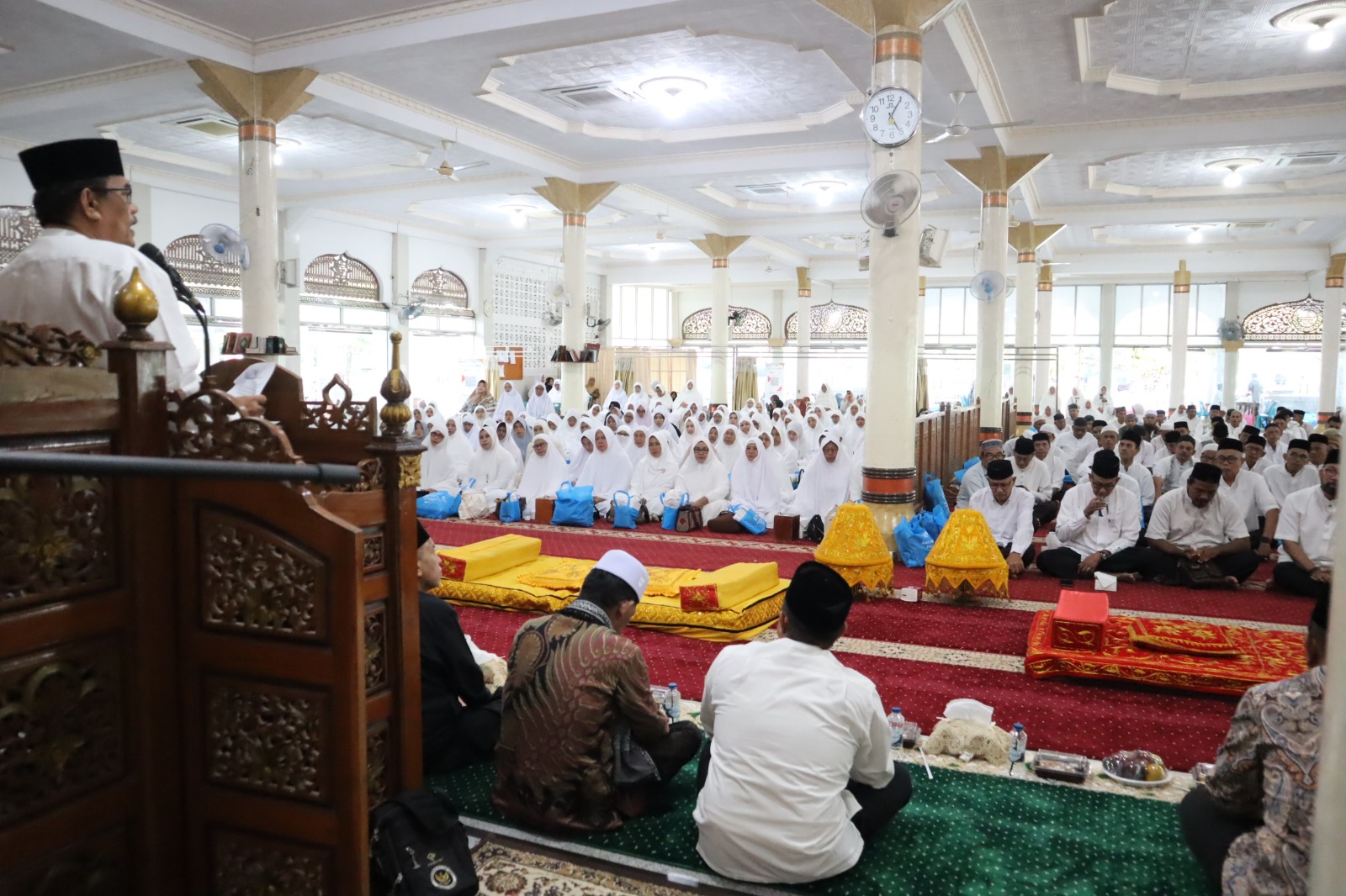 Peusijuek jamaah calon haji Banda Aceh 2026