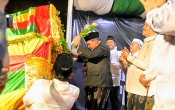 Ribuan Warga Meriahkan Pawai 1 Muharram 1448 H di Aceh Besar, Bupati Muharram Idris Dorong Syiar Islam dan Wisata Religi