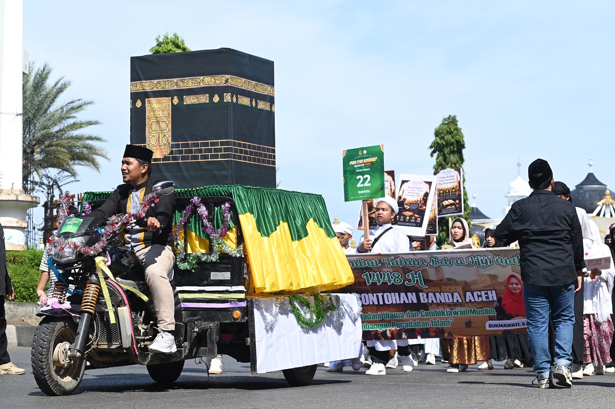 Ribuan pelajar mengikuti Pawai Tahun Baru Islam 1 Muharram 1448