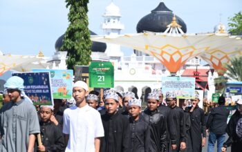 Ribuan Pelajar Semarakkan Pawai Tahun Baru Islam 1448 H di Banda Aceh 4 Ribuan Pelajar Semarakkan Pawai Tahun Baru Islam 1448 H di Banda Aceh 4