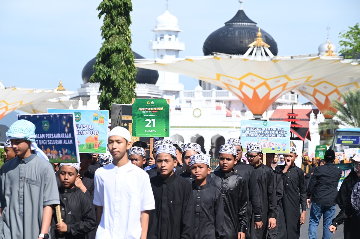Ribuan pelajar mengikuti Pawai Tahun Baru Islam 1 Muharram 1448