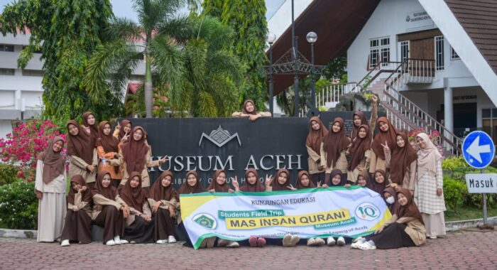Siswa Kelas 12E MAS Insan Qurani Gelar Field Trip Edukatif ke Museum Aceh