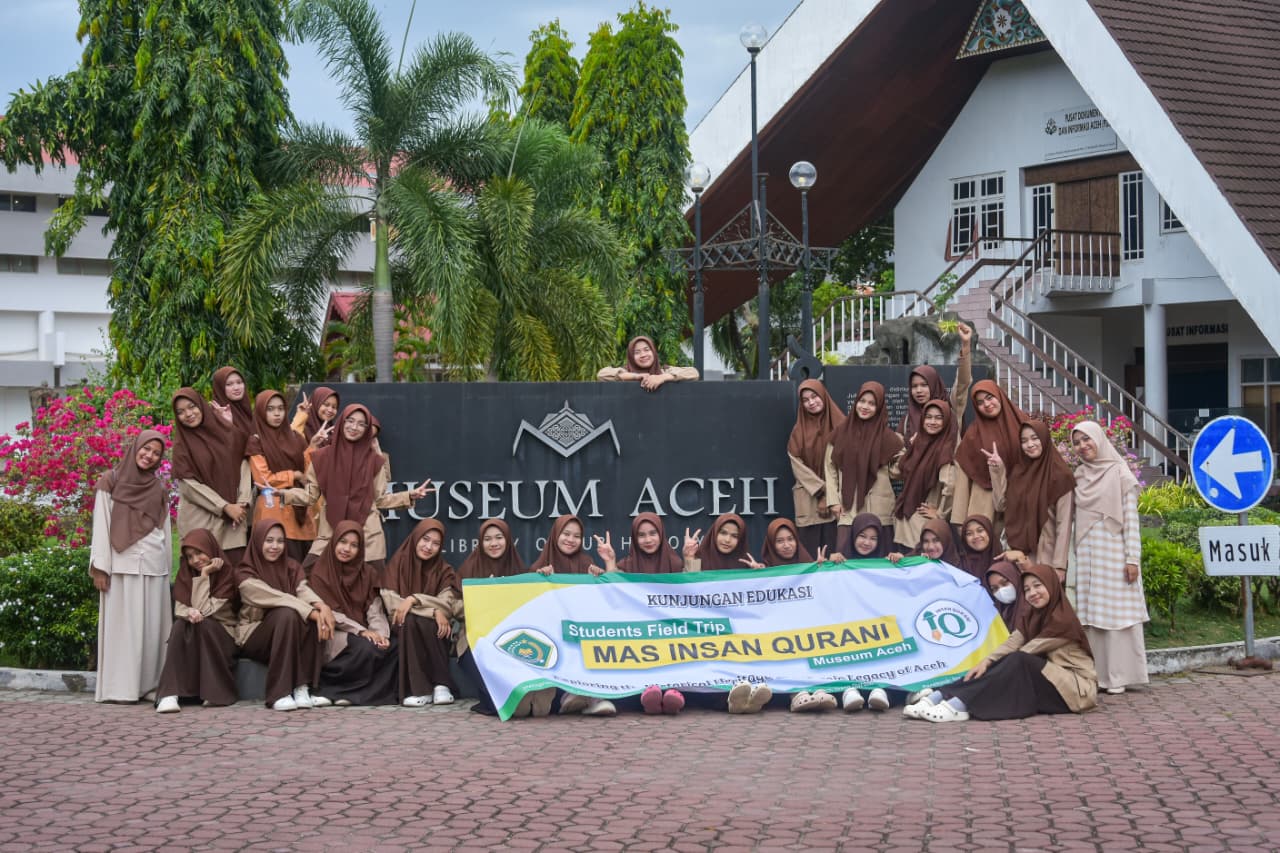 Siswa Kelas 12E MAS Insan Qurani Gelar Field Trip Edukatif ke Museum Aceh